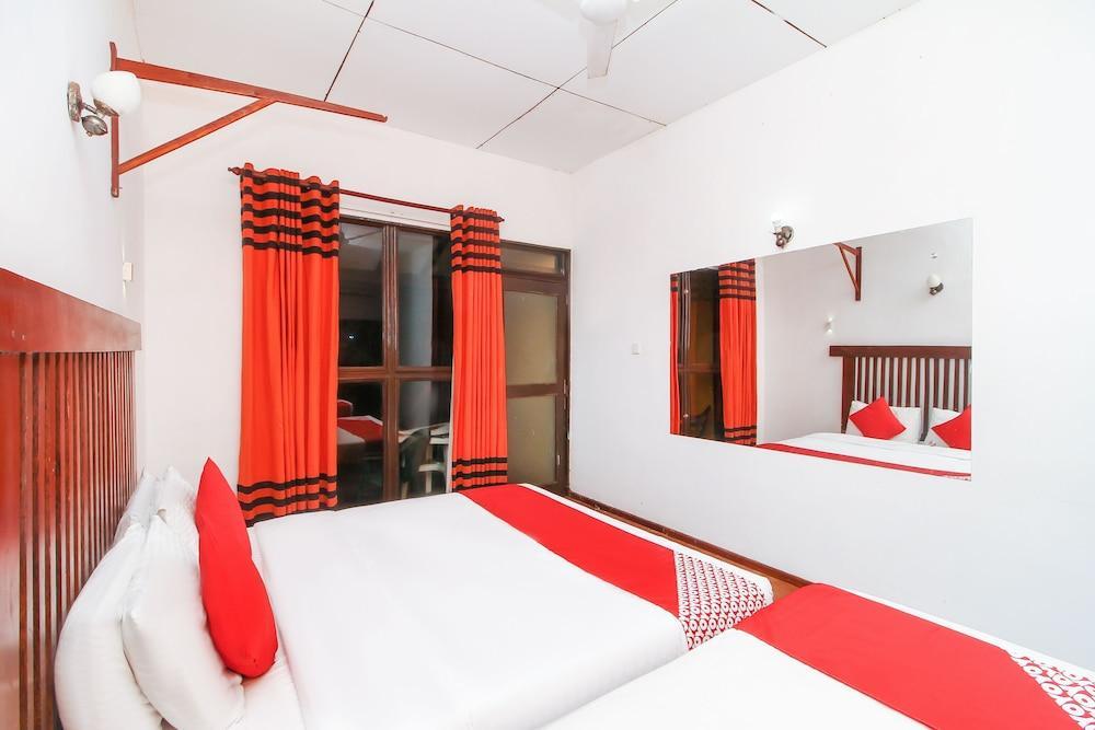 Ceylonica Beach Hotel Negombo Ngoại thất bức ảnh