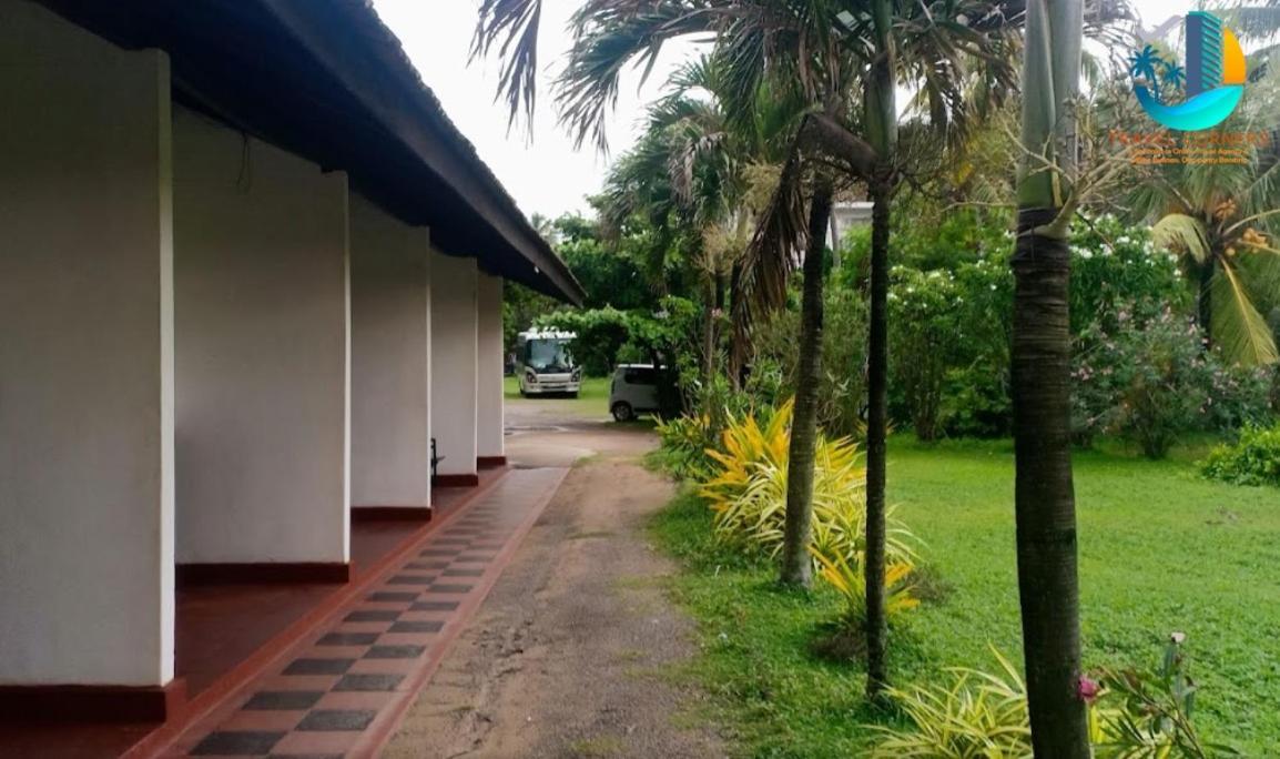 Ceylonica Beach Hotel Negombo Ngoại thất bức ảnh