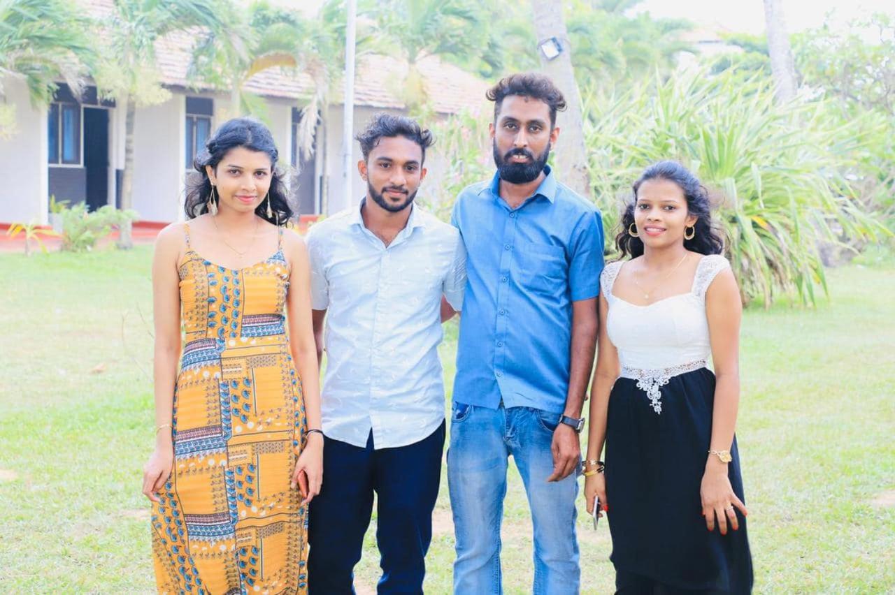 Ceylonica Beach Hotel Negombo Ngoại thất bức ảnh